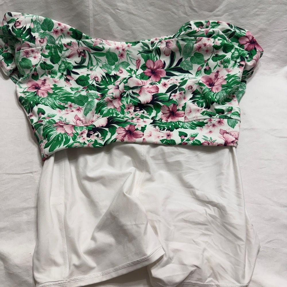 Tommy Bahama Green & Pink Tropical Ruffle Mini Skirt - Picture 4 of 4